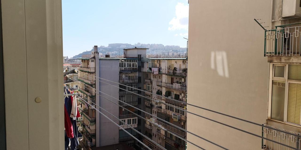 Domus Cornelia Apartment Napoli Bagian luar foto