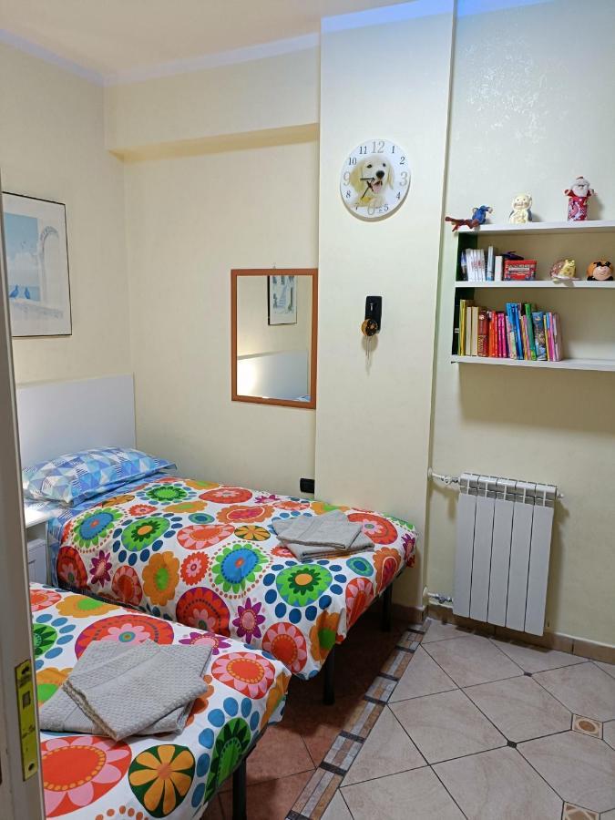 Domus Cornelia Apartment Napoli Bagian luar foto